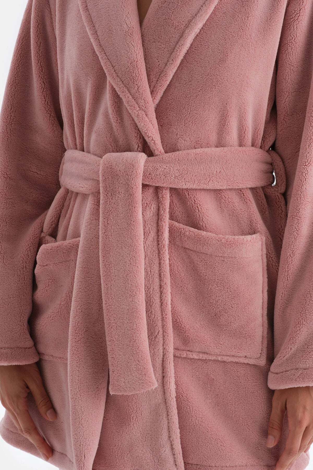 Women Pink Embroidery Detailed Fleece Robe